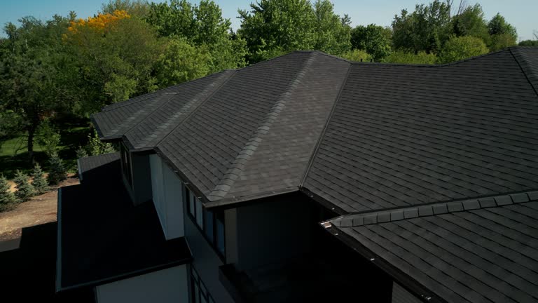 Best Storm Damage Roof Repair  in Lindenhurst, IL